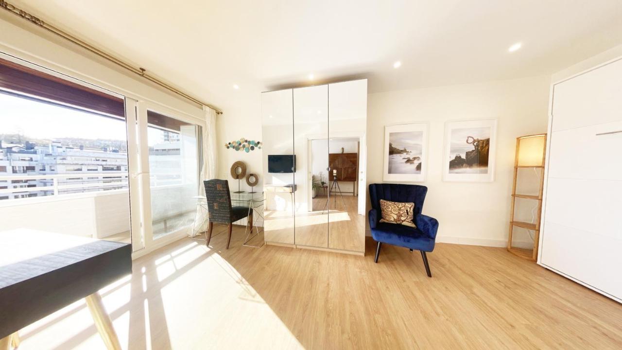 Miramar Luxurious Flat, 3 Double Rooms, Free Parking, Terrace, Completely New ซานเซบาสเตียน ภายนอก รูปภาพ